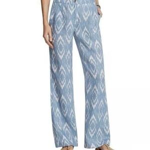 Chico's Blue and Cream Patterned Pants